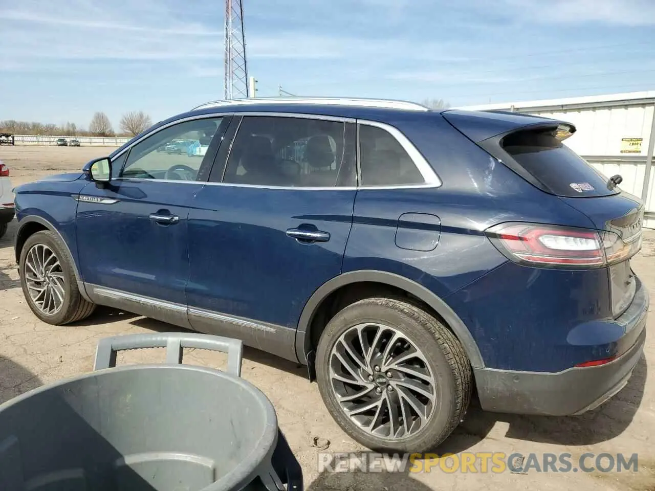 2 Фотография поврежденного автомобиля 2LMPJ8K94LBL35366 LINCOLN NAUTILUS 2020