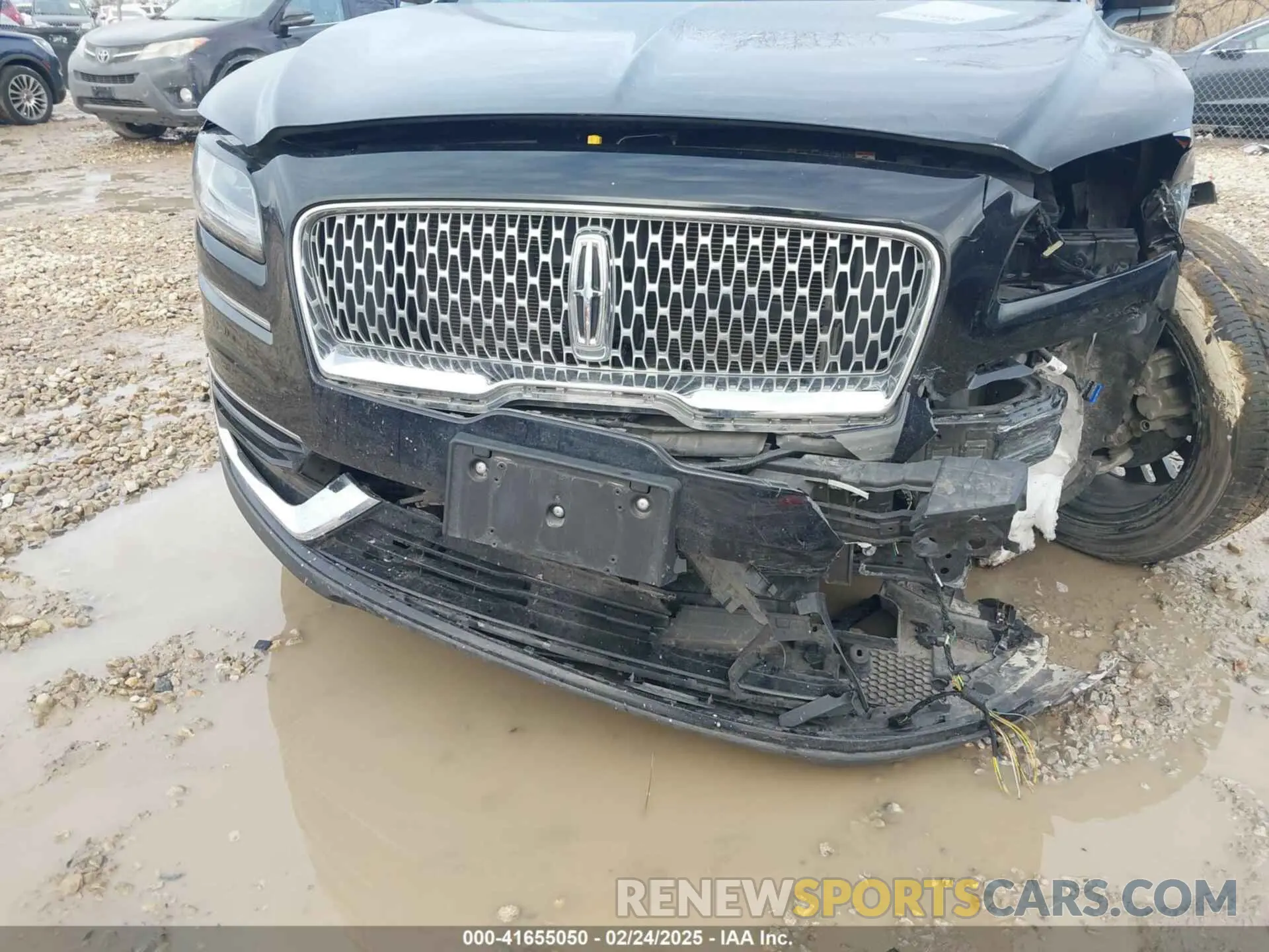 18 Photograph of a damaged car 2LMPJ8KP0LBL03951 LINCOLN NAUTILUS 2020