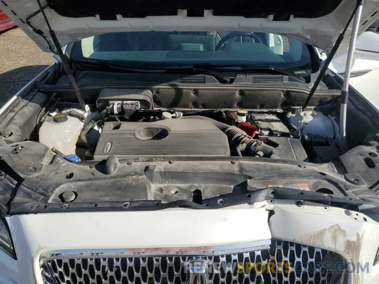 12 Photograph of a damaged car 2LMPJ6K9XMBL18657 LINCOLN NAUTILUS 2021