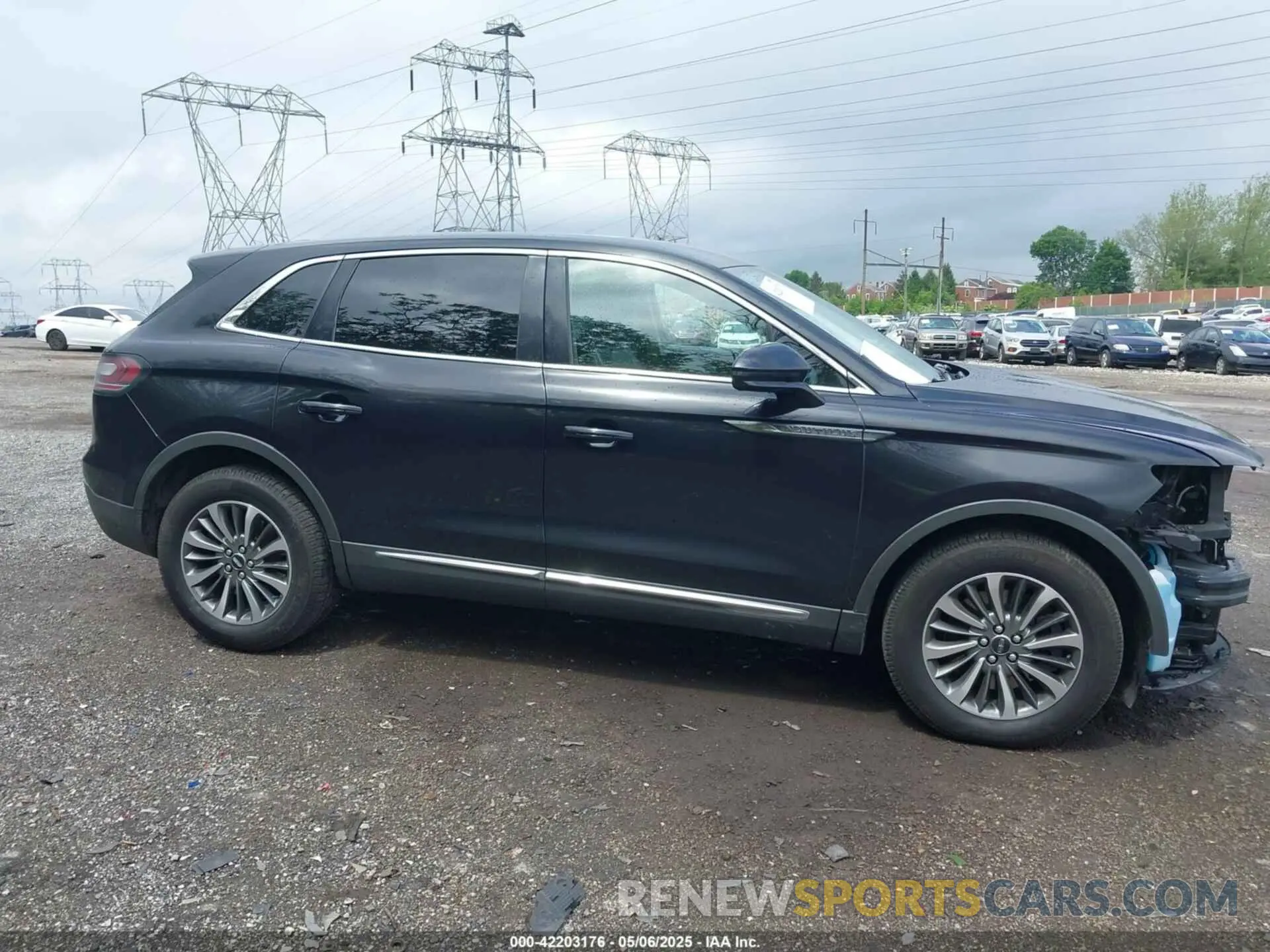 14 Photograph of a damaged car 2LMPJ8J92NBL13418 LINCOLN NAUTILUS 2022