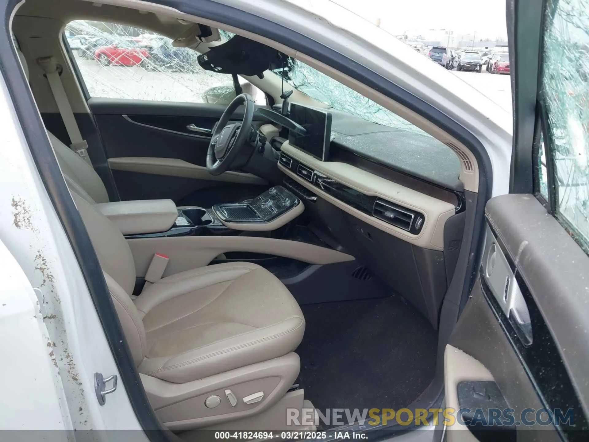 5 Photograph of a damaged car 2LMPJ8K95NBL24072 LINCOLN NAUTILUS 2022