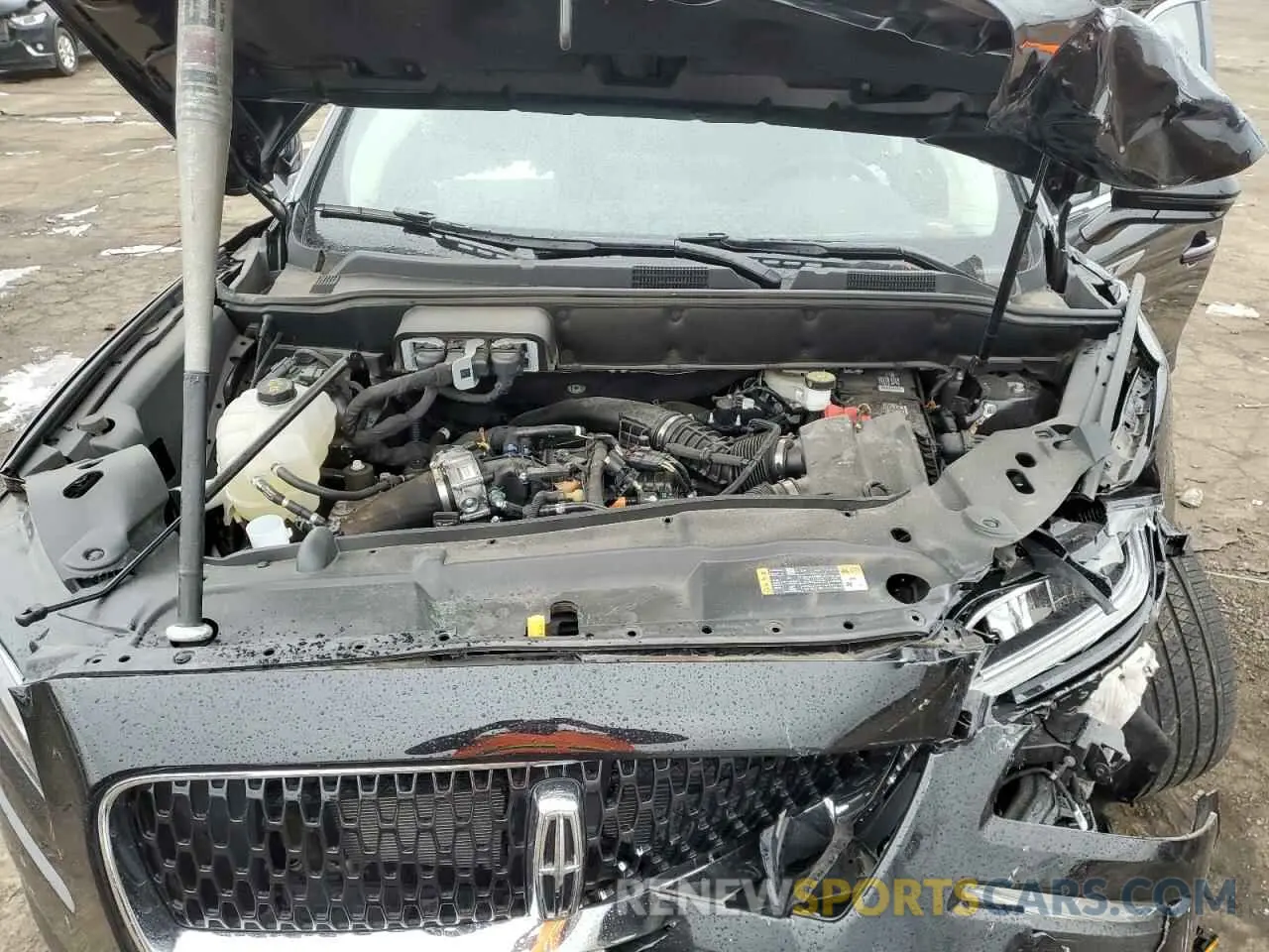 12 Photograph of a damaged car 2LMPJ8KP0NBL09929 LINCOLN NAUTILUS 2022