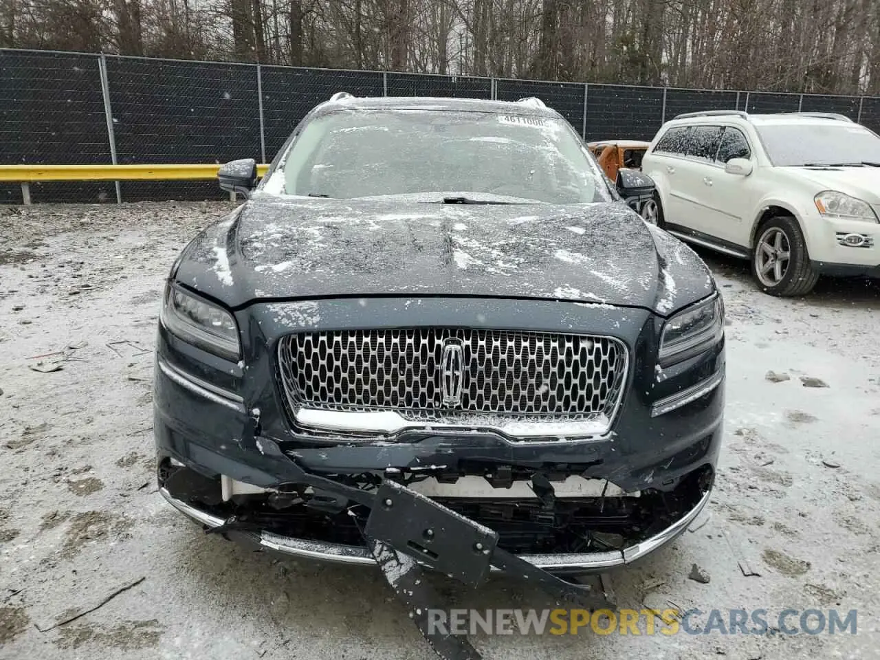 5 Photograph of a damaged car 2LMPJ9JP4NBL16406 LINCOLN NAUTILUS 2022