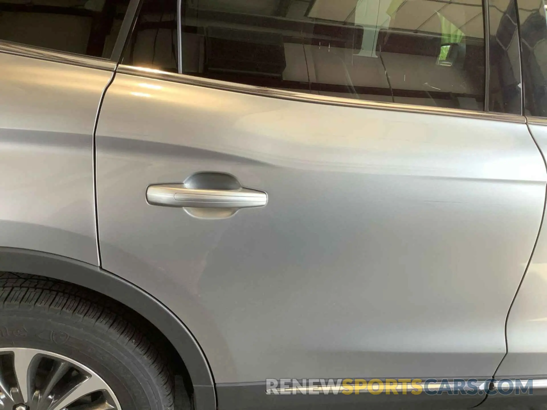 3 Photograph of a damaged car 2LMPJ6K95PBL07103 LINCOLN NAUTILUS 2023