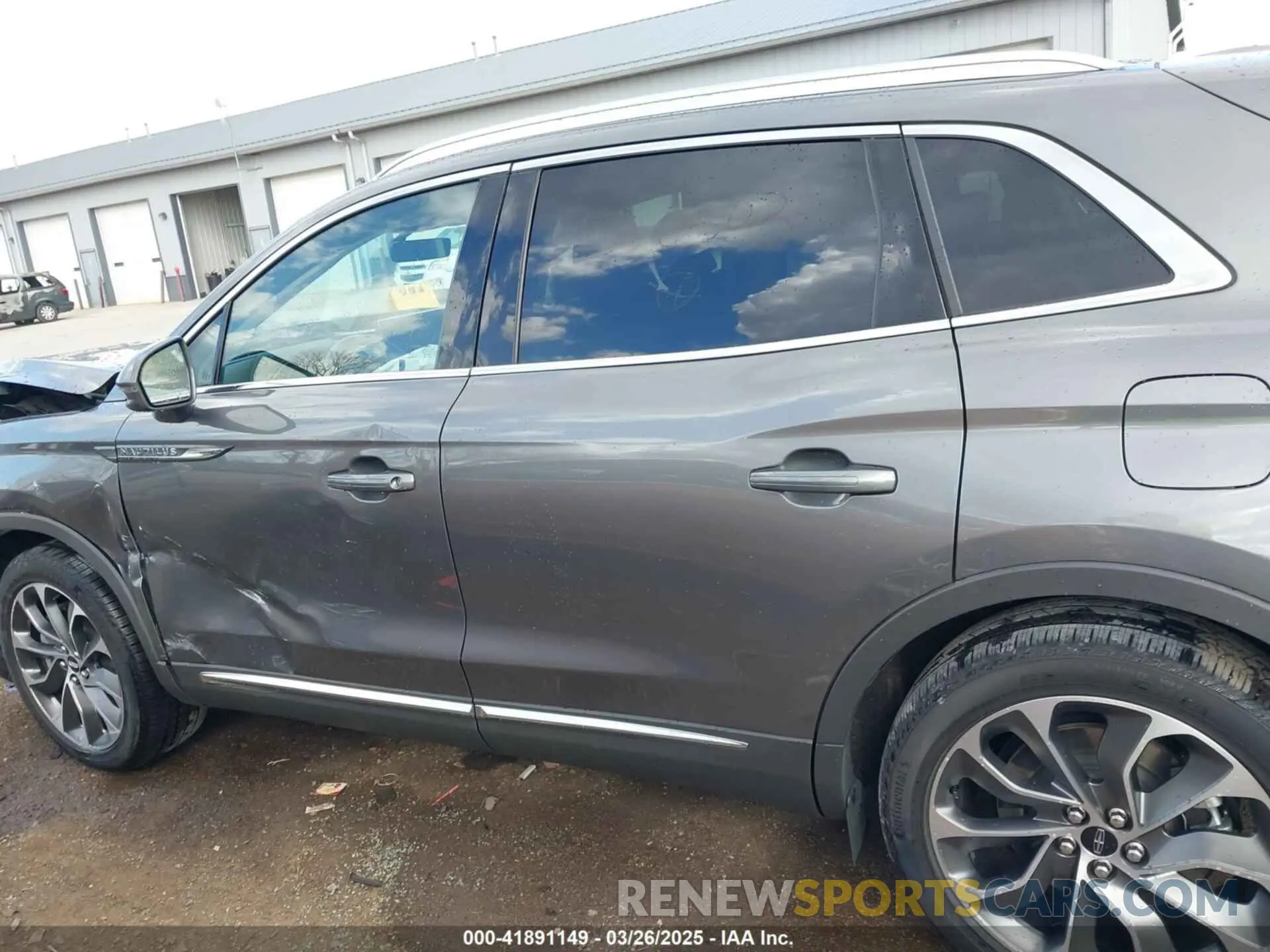 14 Photograph of a damaged car 2LMPJ8K99PBL06502 LINCOLN NAUTILUS 2023