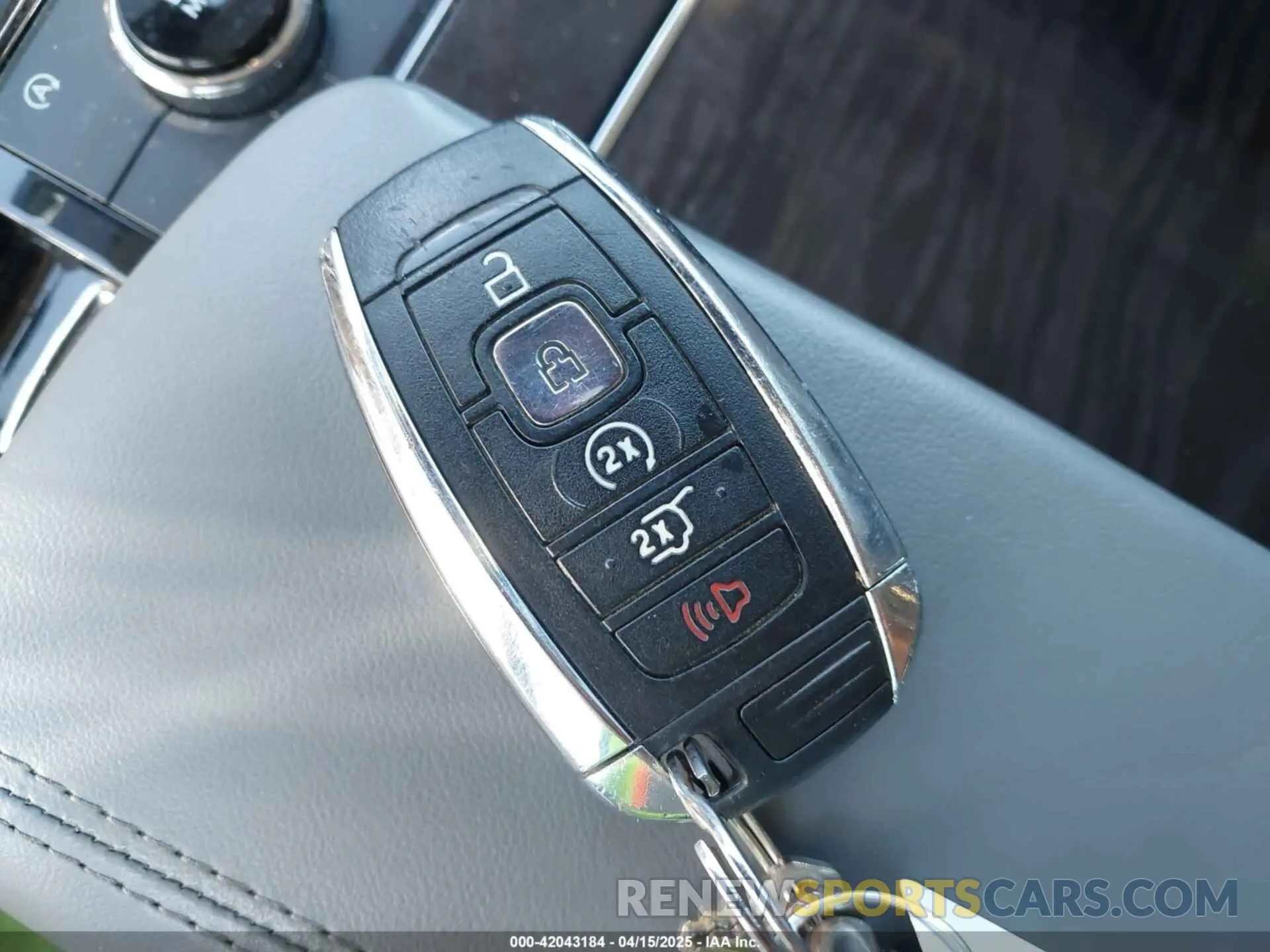 11 Фотография поврежденного автомобиля 5LMJJ2LT0KEL01580 LINCOLN NAVIGATOR 2019