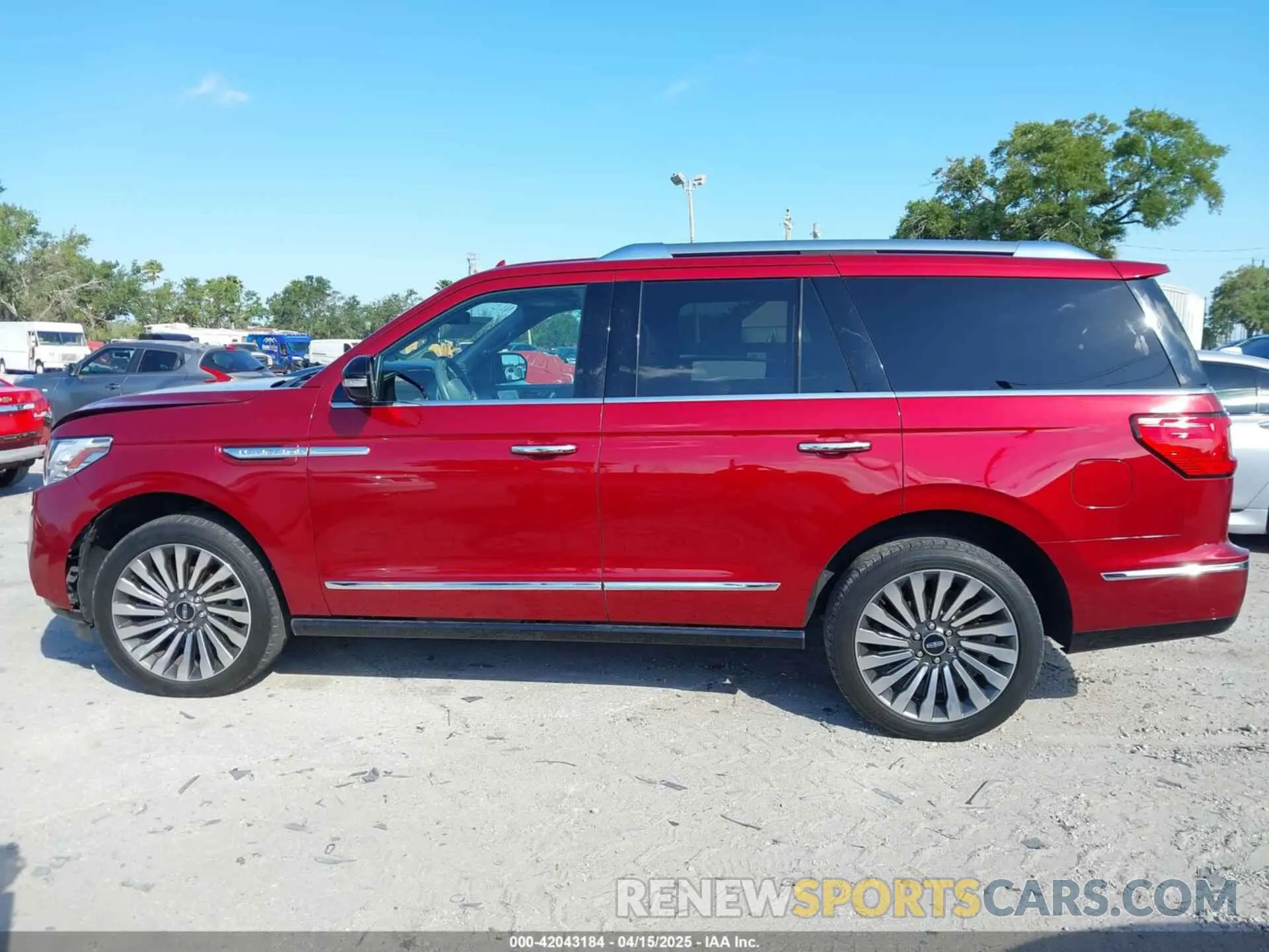 14 Фотография поврежденного автомобиля 5LMJJ2LT0KEL01580 LINCOLN NAVIGATOR 2019