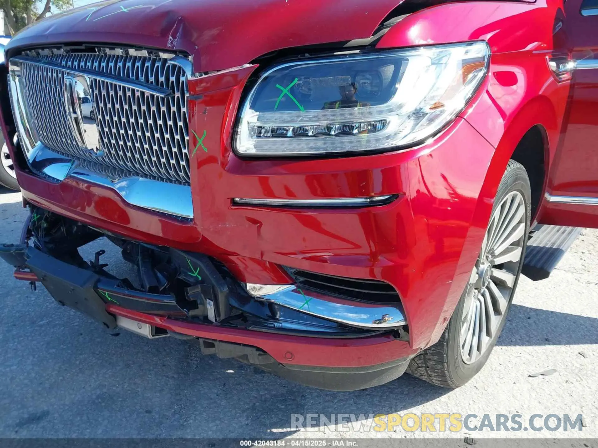 19 Фотография поврежденного автомобиля 5LMJJ2LT0KEL01580 LINCOLN NAVIGATOR 2019