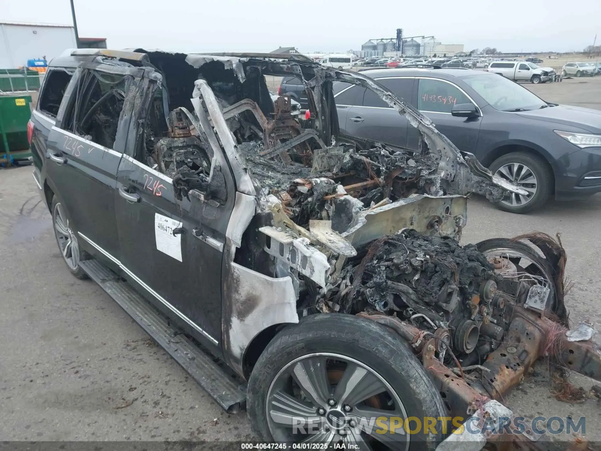 6 Photograph of a damaged car 5LMJJ2LT3KEL00715 LINCOLN NAVIGATOR 2019