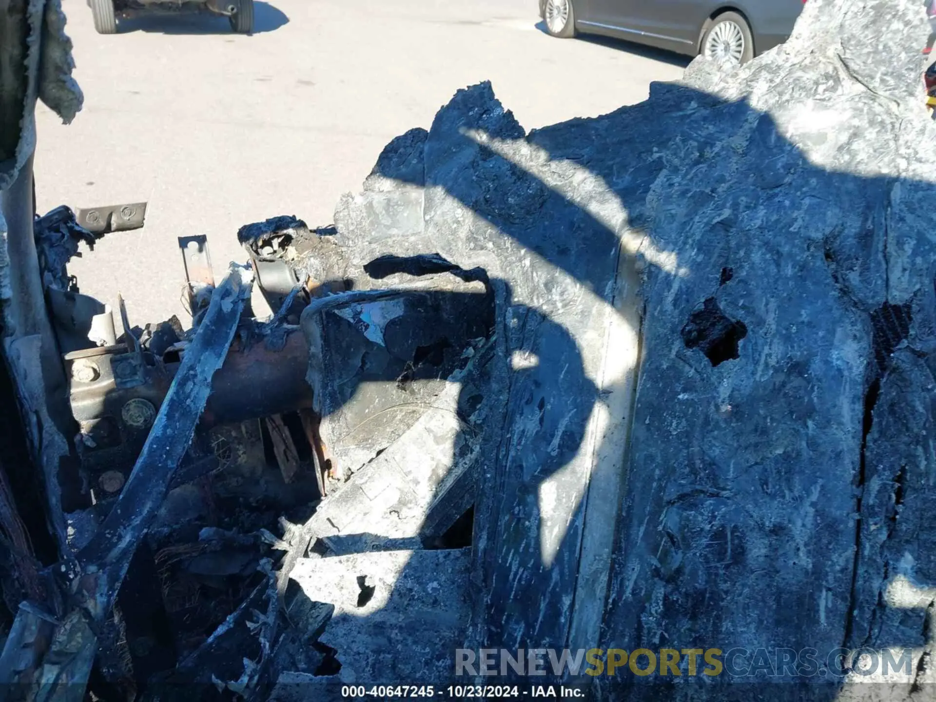 7 Photograph of a damaged car 5LMJJ2LT3KEL00715 LINCOLN NAVIGATOR 2019