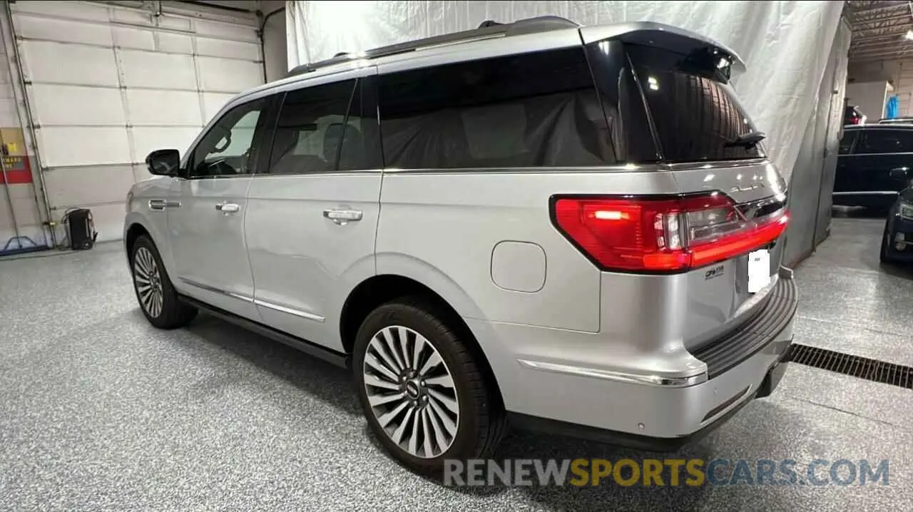3 Photograph of a damaged car 5LMJJ2LT3KEL01508 LINCOLN NAVIGATOR 2019