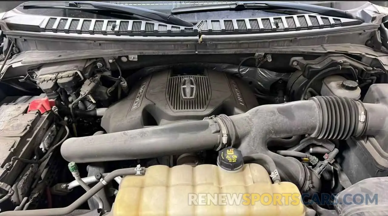 7 Photograph of a damaged car 5LMJJ2LT3KEL01508 LINCOLN NAVIGATOR 2019