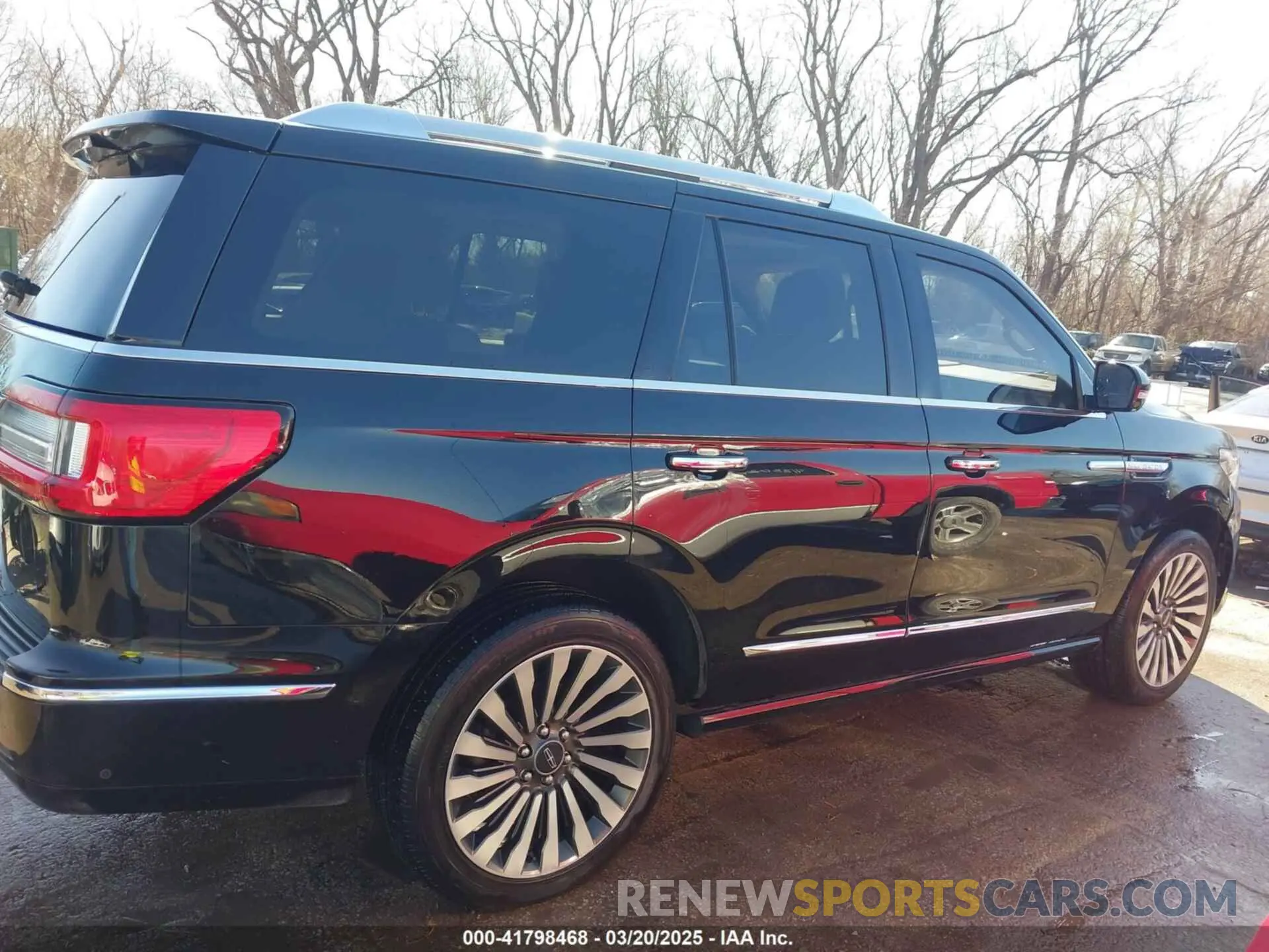 14 Фотография поврежденного автомобиля 5LMJJ2LT4KEL24070 LINCOLN NAVIGATOR 2019
