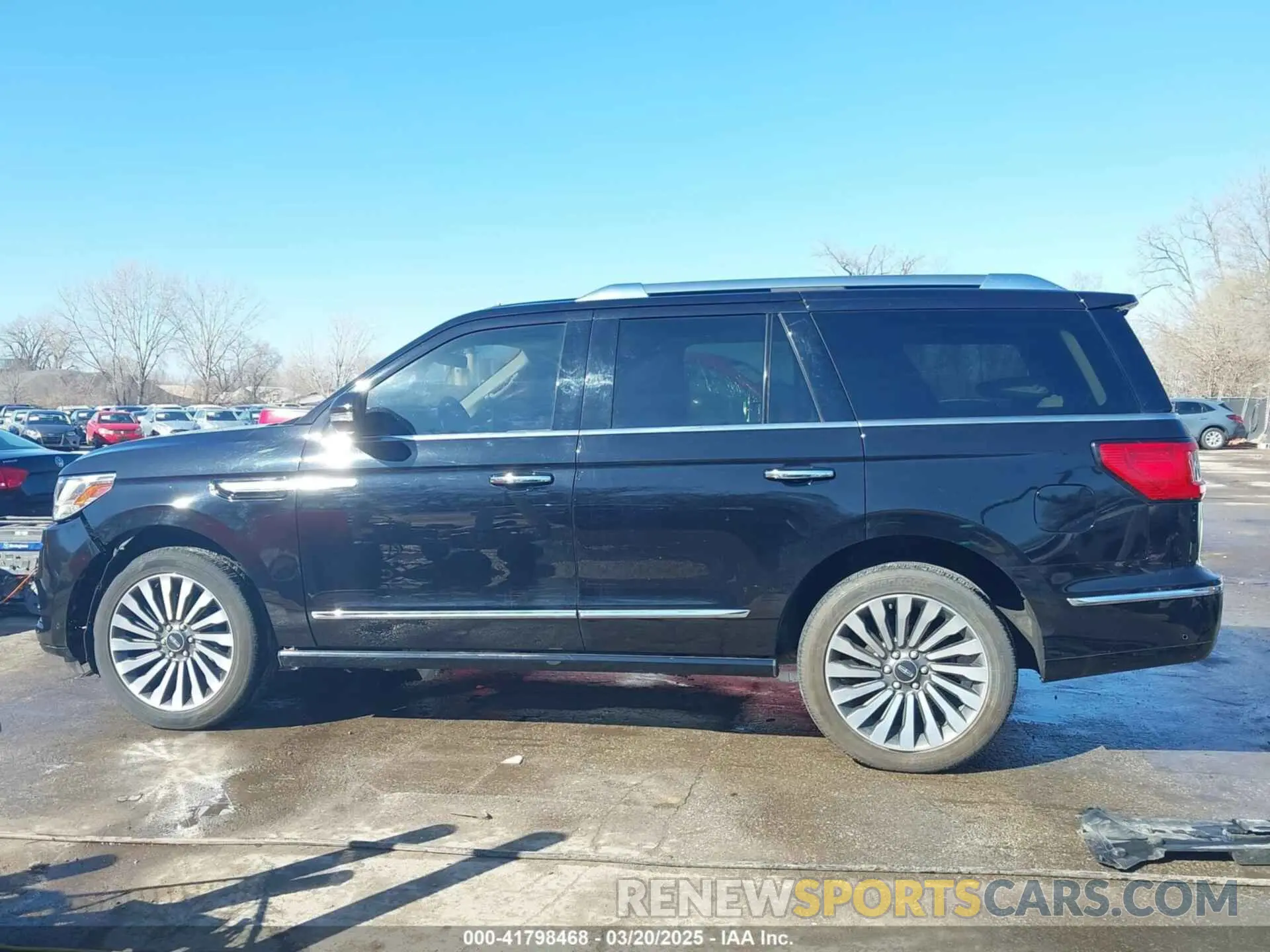 15 Фотография поврежденного автомобиля 5LMJJ2LT4KEL24070 LINCOLN NAVIGATOR 2019