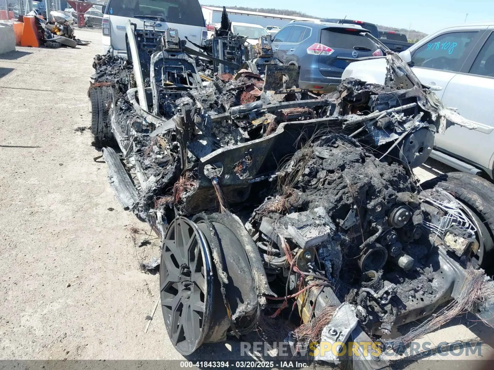6 Photograph of a damaged car 5LMJJ2LT8KEL10835 LINCOLN NAVIGATOR 2019