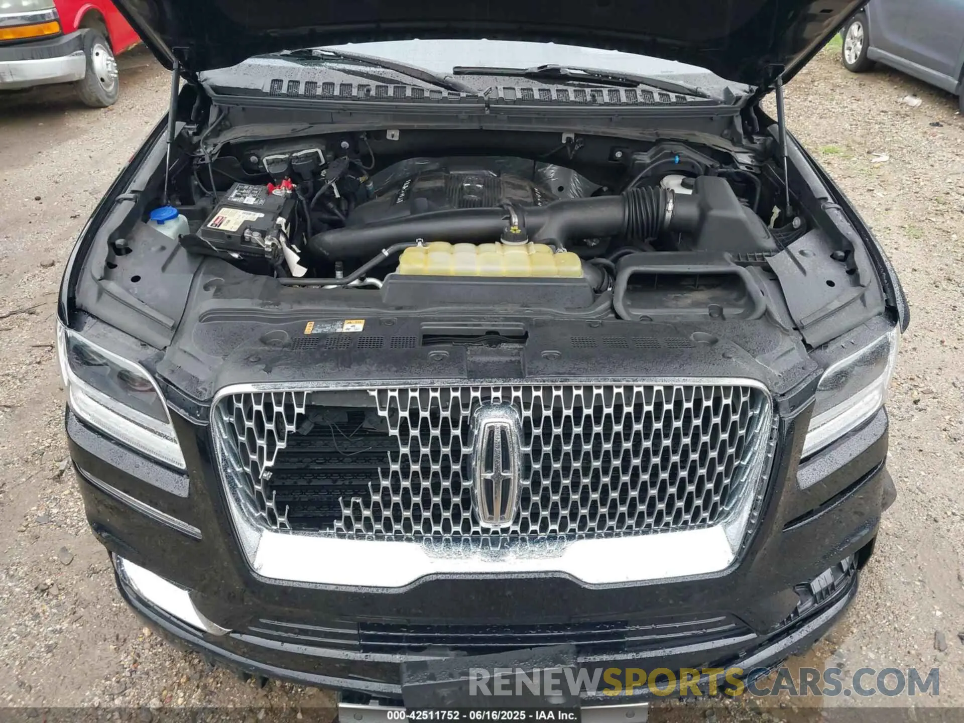 10 Фотография поврежденного автомобиля 5LMJJ2LT9KEL17079 LINCOLN NAVIGATOR 2019
