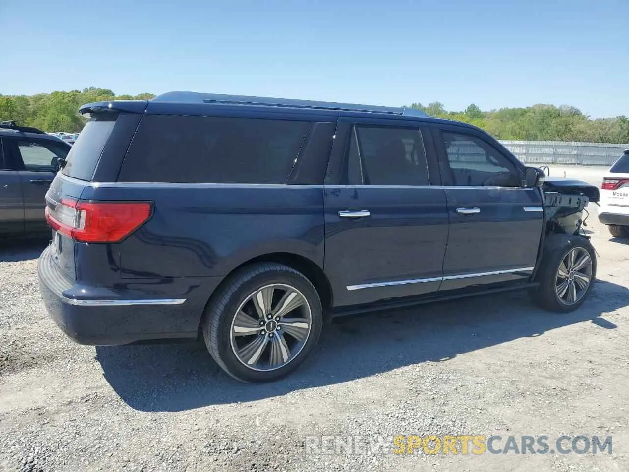 3 Фотография поврежденного автомобиля 5LMJJ3LT0KEL08356 LINCOLN NAVIGATOR 2019
