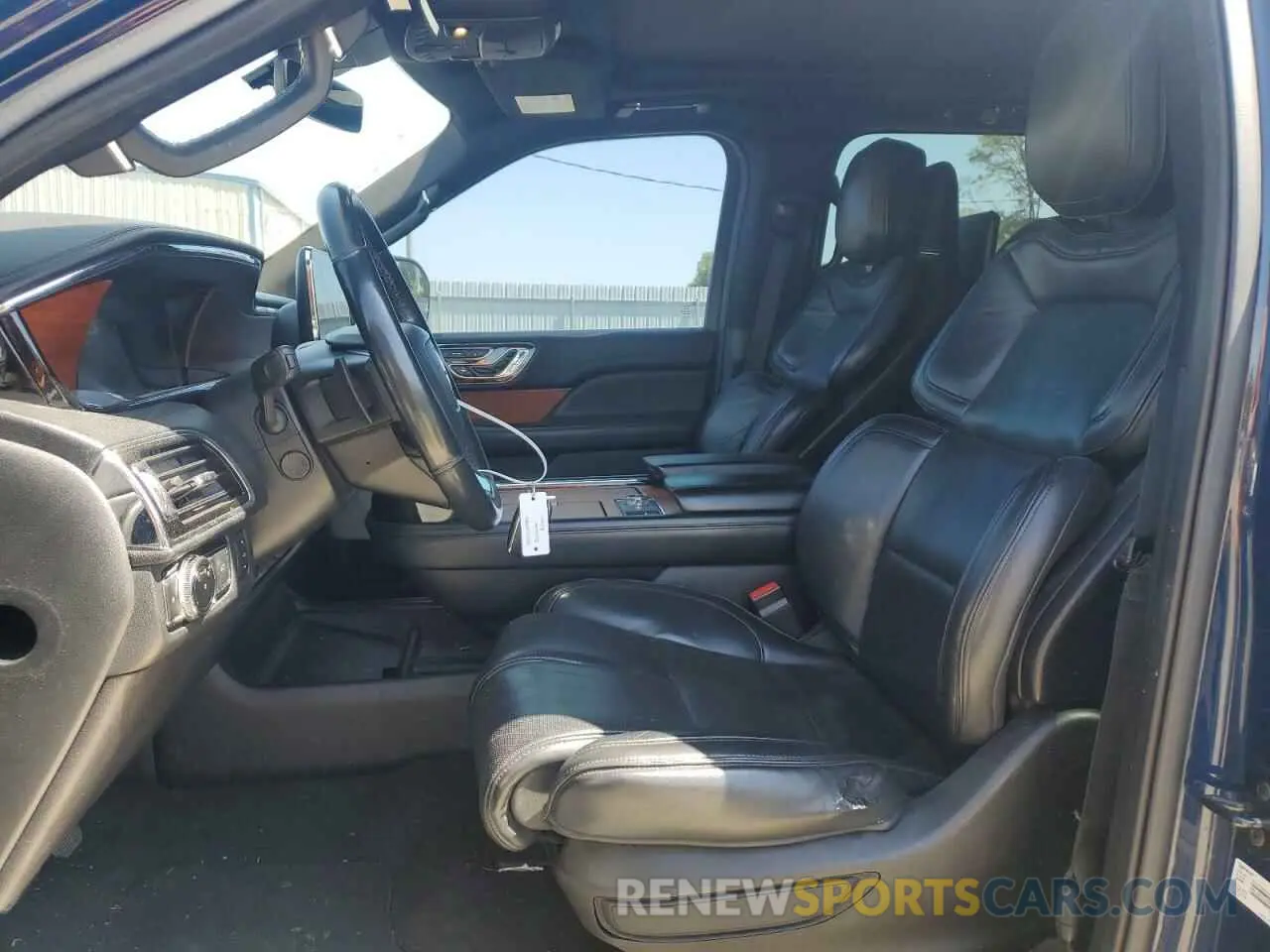 7 Фотография поврежденного автомобиля 5LMJJ3LT0KEL08356 LINCOLN NAVIGATOR 2019