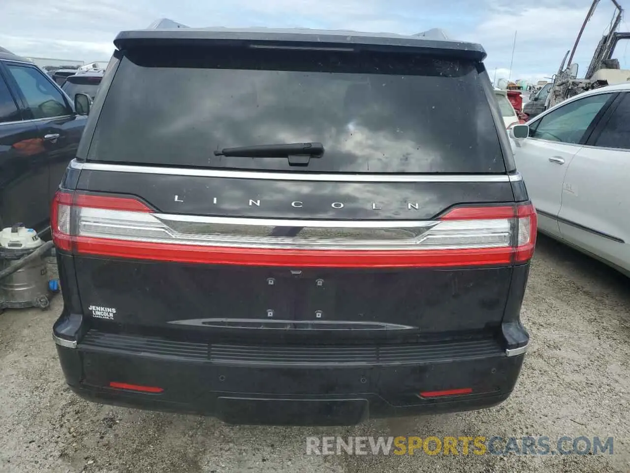 6 Фотография поврежденного автомобиля 5LMJJ2LT5LEL03276 LINCOLN NAVIGATOR 2020