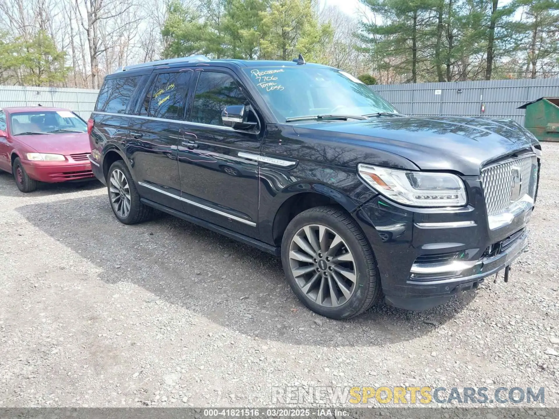 1 Photograph of a damaged car 5LMJJ3LT7LEL04385 LINCOLN NAVIGATOR 2020