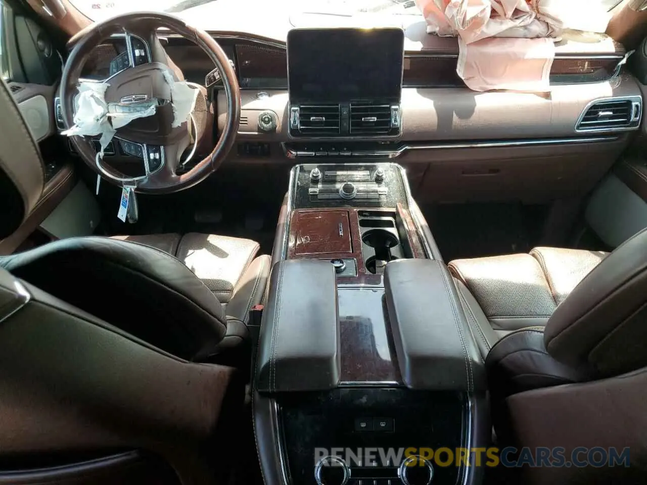 8 Photograph of a damaged car 5LMJJ3TTXLEL16191 LINCOLN NAVIGATOR 2020