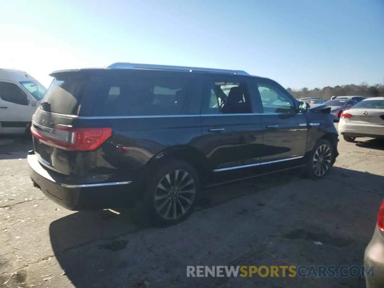 3 Фотография поврежденного автомобиля 5LMJJ3LT8MEL06986 LINCOLN NAVIGATOR 2021