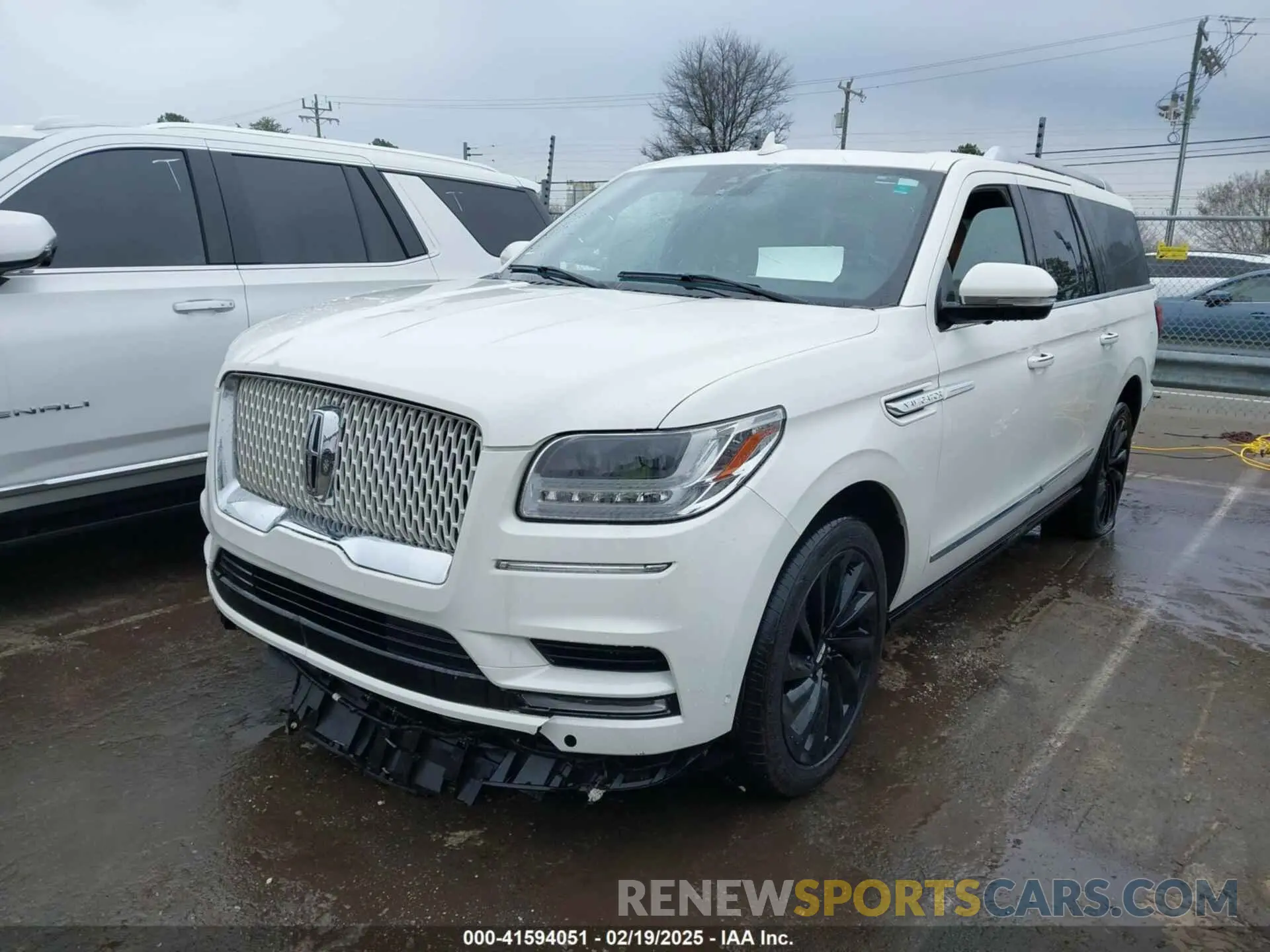 2 Фотография поврежденного автомобиля 5LMJJ3LTXMEL07282 LINCOLN NAVIGATOR 2021
