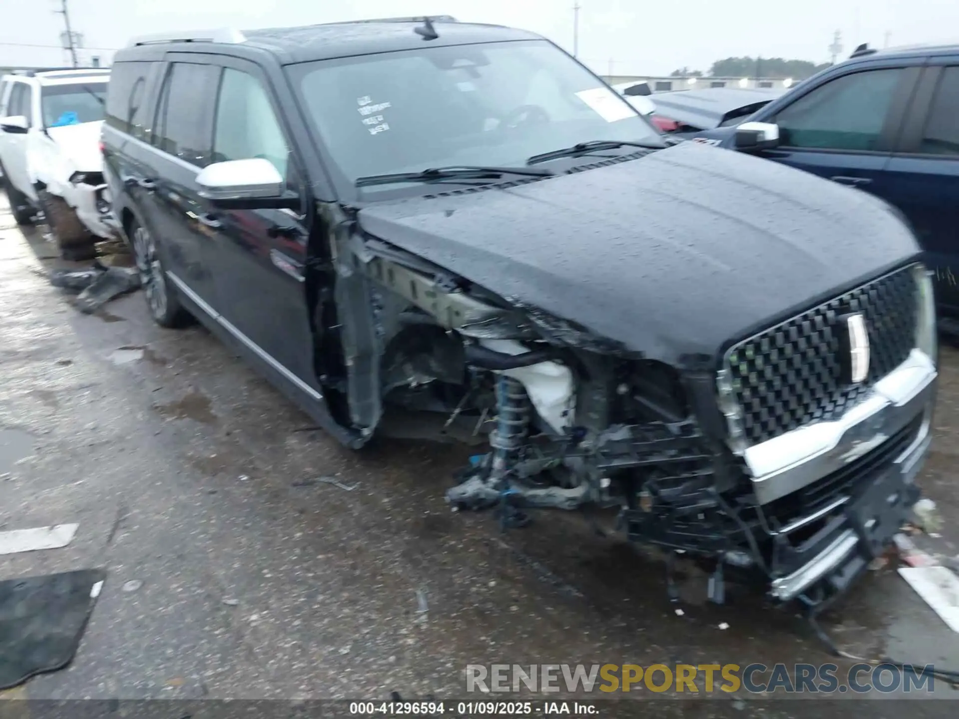 6 Photograph of a damaged car 5LMJJ3TT2NEL13739 LINCOLN NAVIGATOR 2022