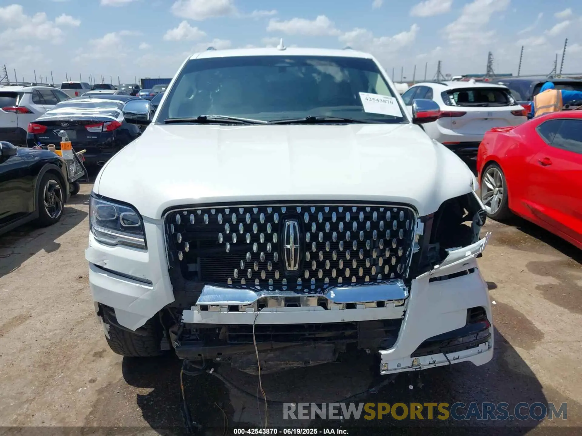 13 Фотография поврежденного автомобиля 5LMJJ3TT8NEL04771 LINCOLN NAVIGATOR 2022