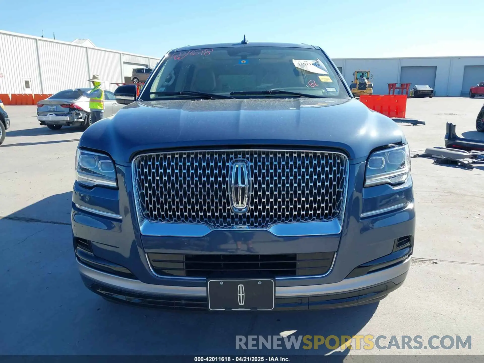 13 Фотография поврежденного автомобиля 5LMJJ2LG2PEL00893 LINCOLN NAVIGATOR 2023