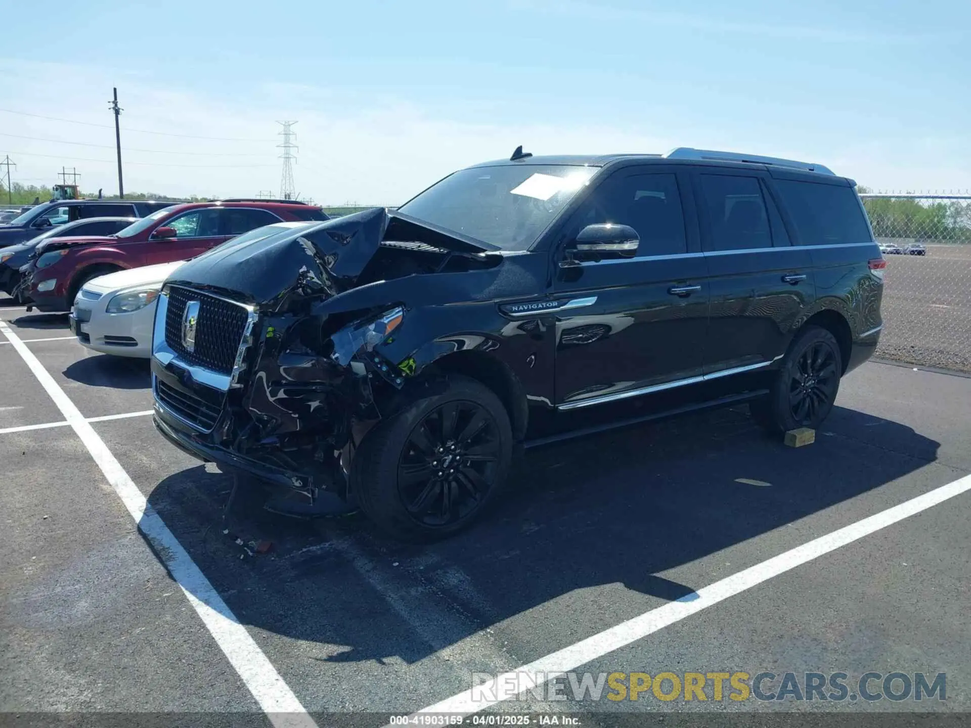2 Фотография поврежденного автомобиля 5LMJJ2LG4PEL08977 LINCOLN NAVIGATOR 2023