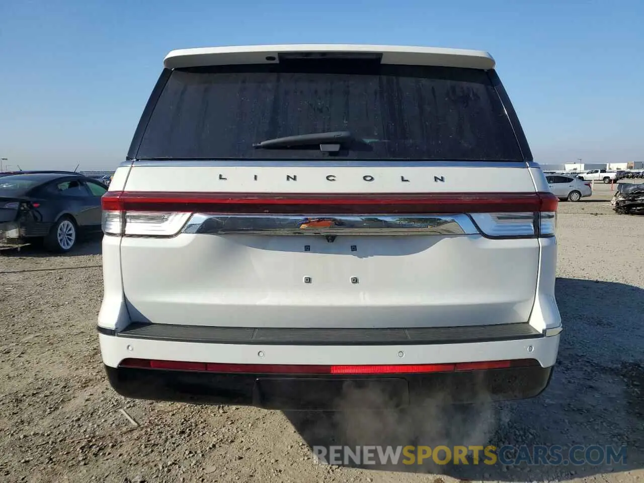 6 Photograph of a damaged car 5LMJJ3TG1PEL00650 LINCOLN NAVIGATOR 2023