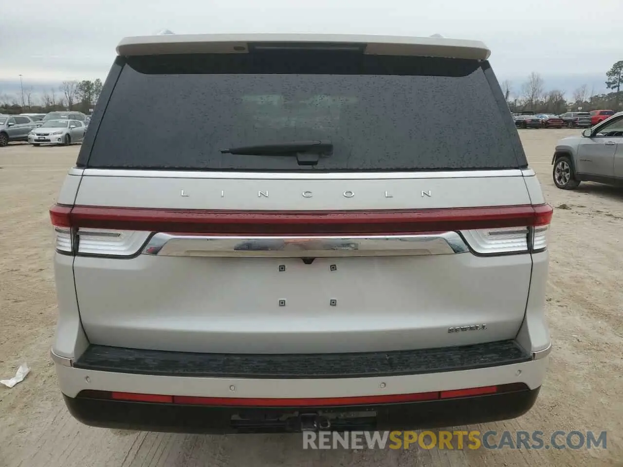 6 Photograph of a damaged car 5LMJJ3LG3REL06193 LINCOLN NAVIGATOR 2024