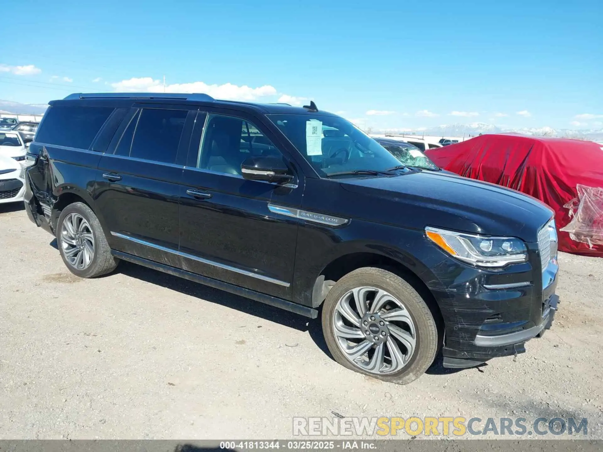 1 Photograph of a damaged car 5LMJJ3NG2REL02634 LINCOLN NAVIGATOR 2024
