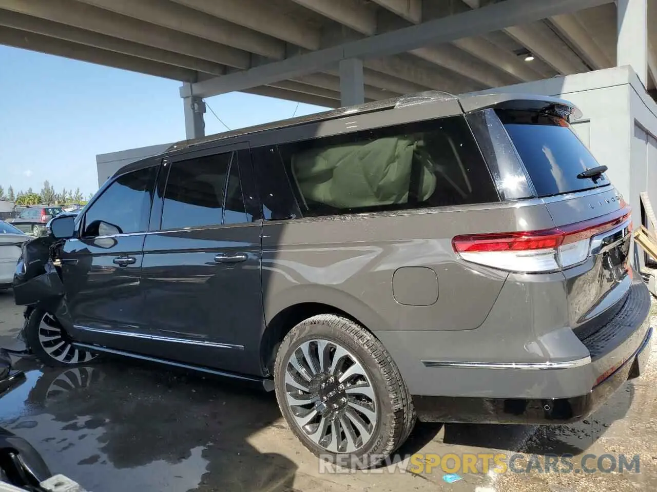 2 Фотография поврежденного автомобиля 5LMJJ3TG7REL07346 LINCOLN NAVIGATOR 2024