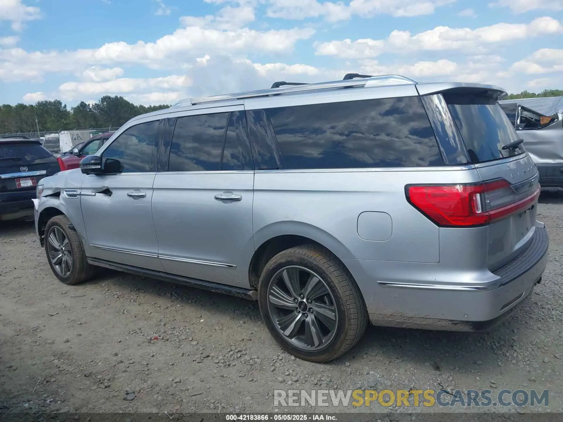 14 Фотография поврежденного автомобиля 5LMJJ3LT9KEL04872 LINCOLN NAVIGATOR L 2019