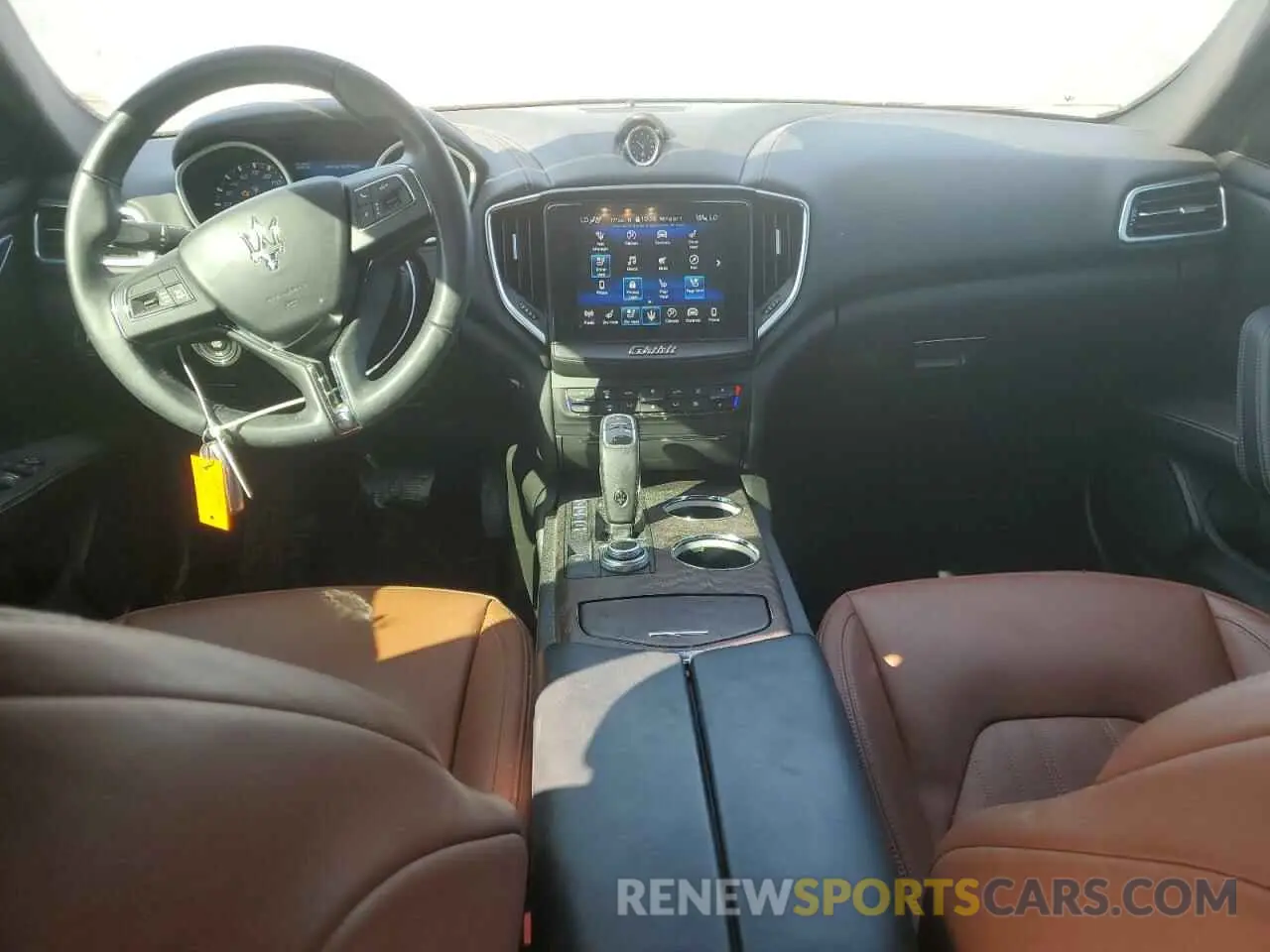 8 Photograph of a damaged car ZAM57XSA9K1312701 MASERATI ALL MODELS 2019