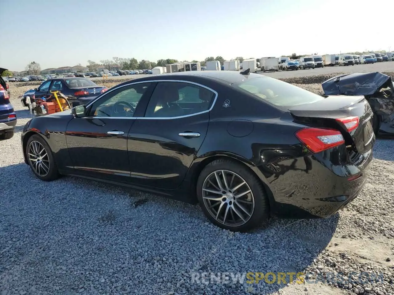 2 Photograph of a damaged car ZAM57XSAXK1334710 MASERATI ALL MODELS 2019