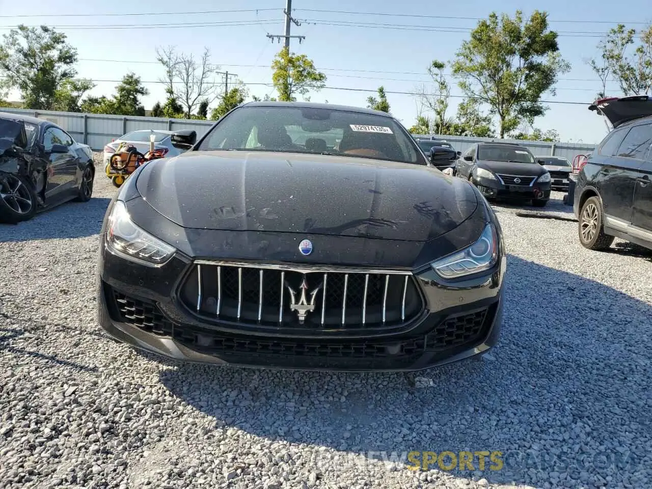 5 Photograph of a damaged car ZAM57XSAXK1334710 MASERATI ALL MODELS 2019