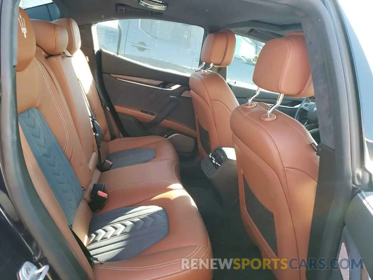 6 Photograph of a damaged car ZAM57XSL1K1338260 MASERATI ALL MODELS 2019