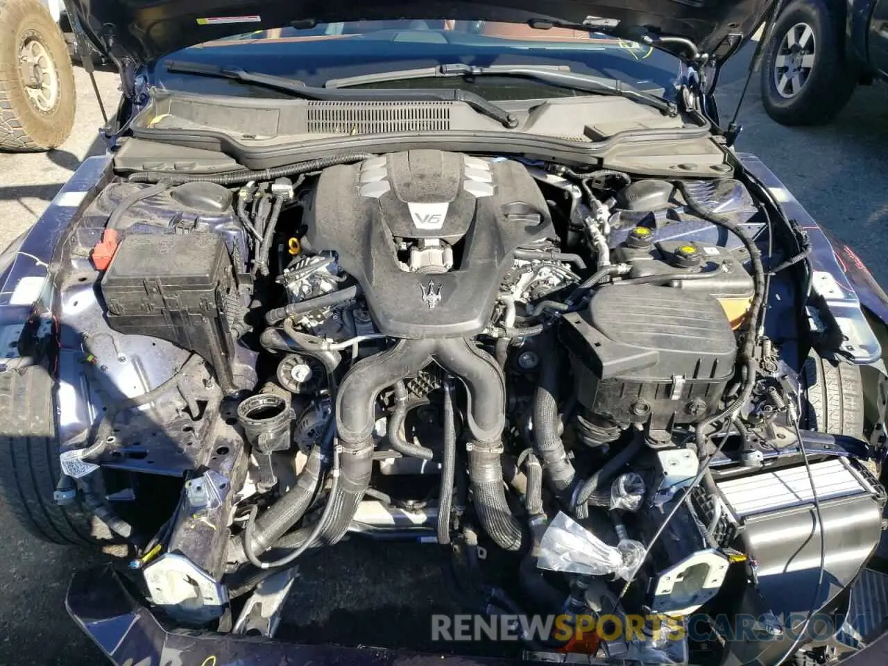 7 Photograph of a damaged car ZAM57XSL1K1338260 MASERATI ALL MODELS 2019