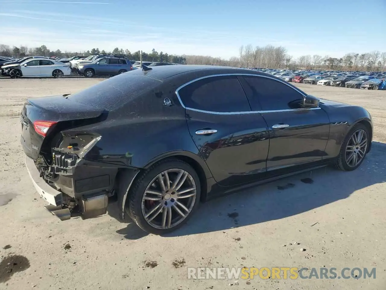 3 Photograph of a damaged car ZAM57YTA0K1308475 MASERATI ALL MODELS 2019