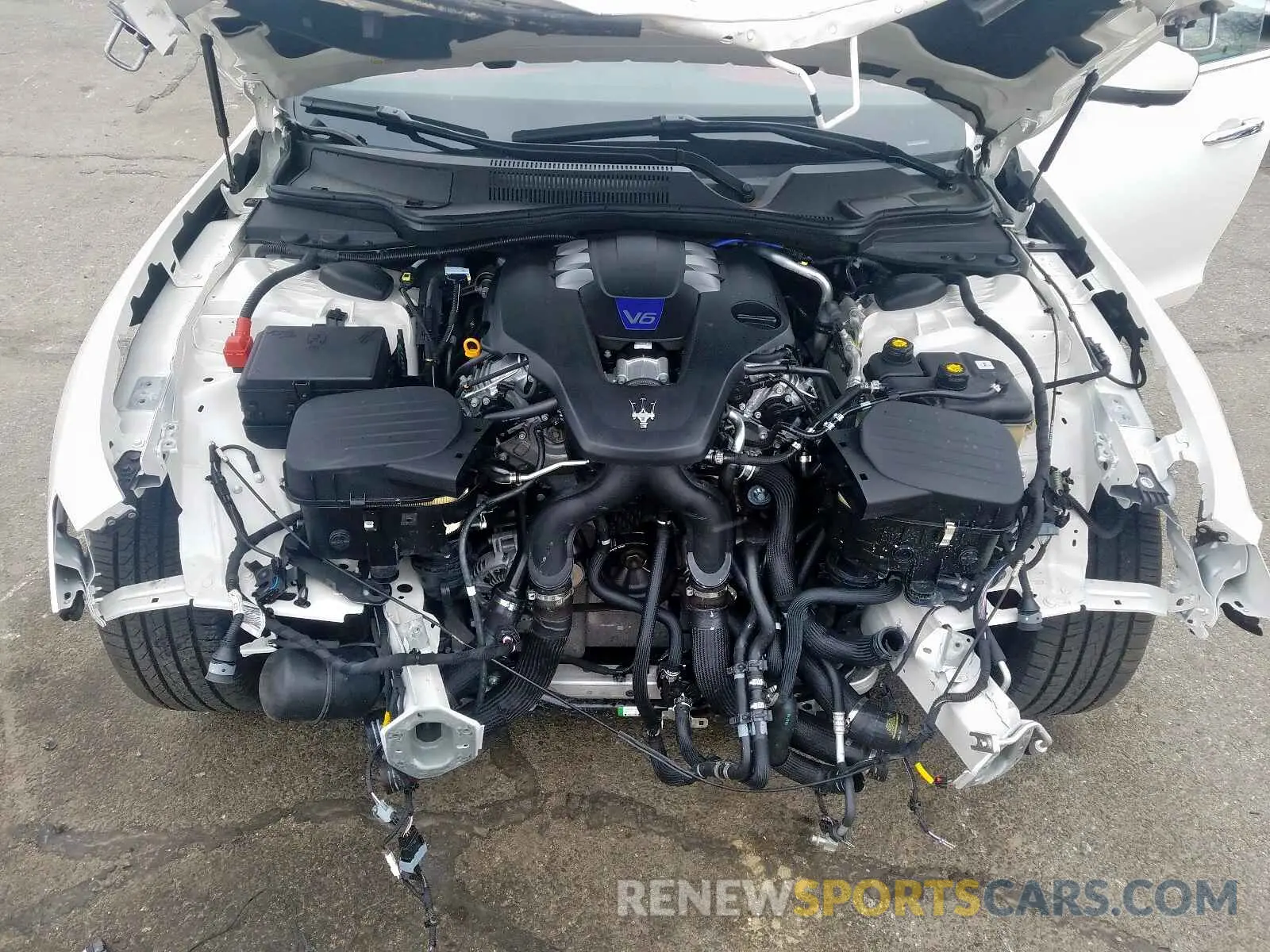 7 Photograph of a damaged car ZAM57YTA4K1325084 MASERATI ALL MODELS 2019