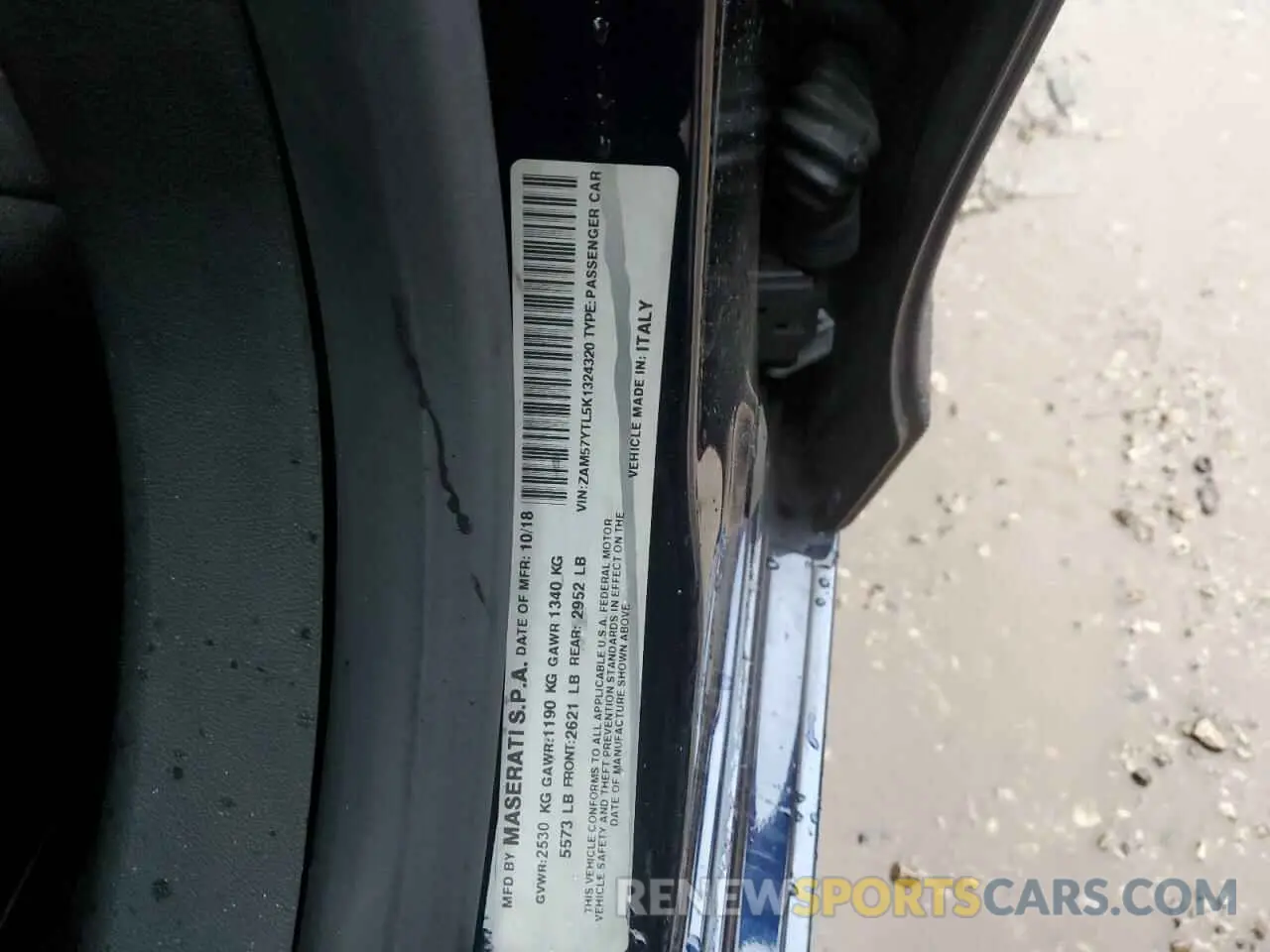 12 Photograph of a damaged car ZAM57YTL5K1324320 MASERATI ALL MODELS 2019