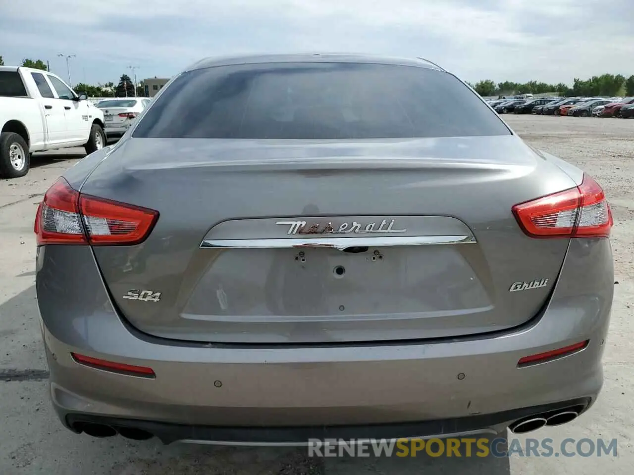 6 Photograph of a damaged car ZAM57YTLXK1322143 MASERATI ALL MODELS 2019