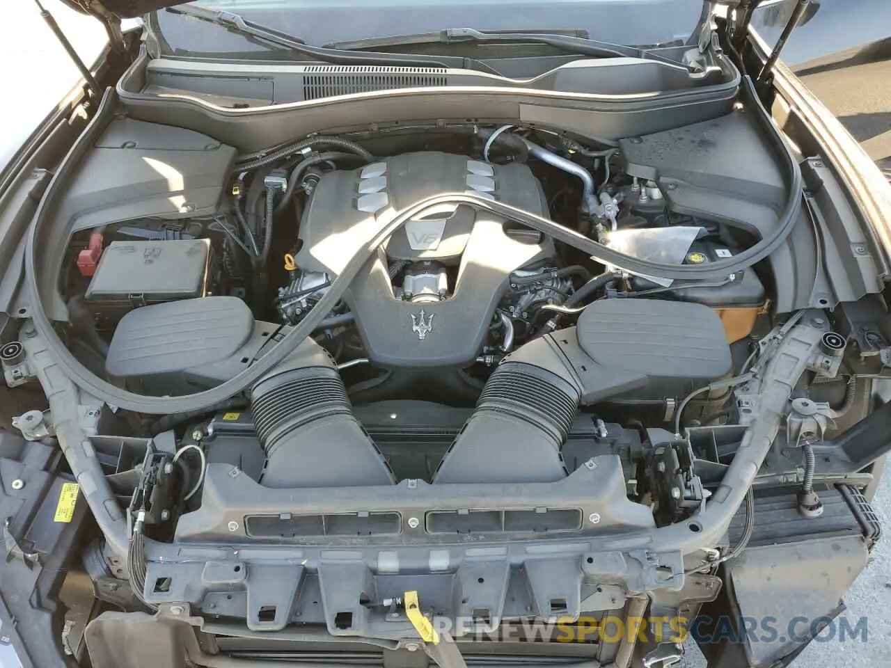 12 Photograph of a damaged car ZN661XUA4KX310521 MASERATI ALL MODELS 2019