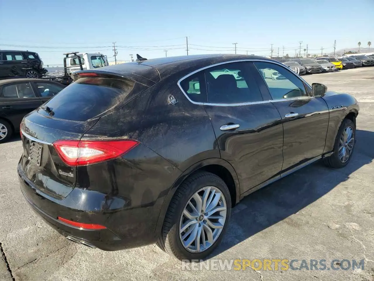 3 Photograph of a damaged car ZN661XUA4KX310521 MASERATI ALL MODELS 2019