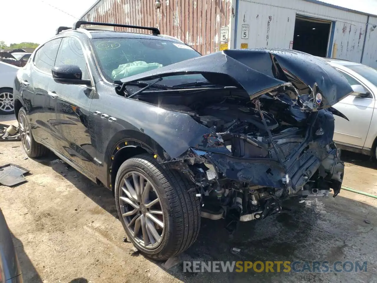 1 Photograph of a damaged car ZN661XUL0KX328189 MASERATI ALL MODELS 2019