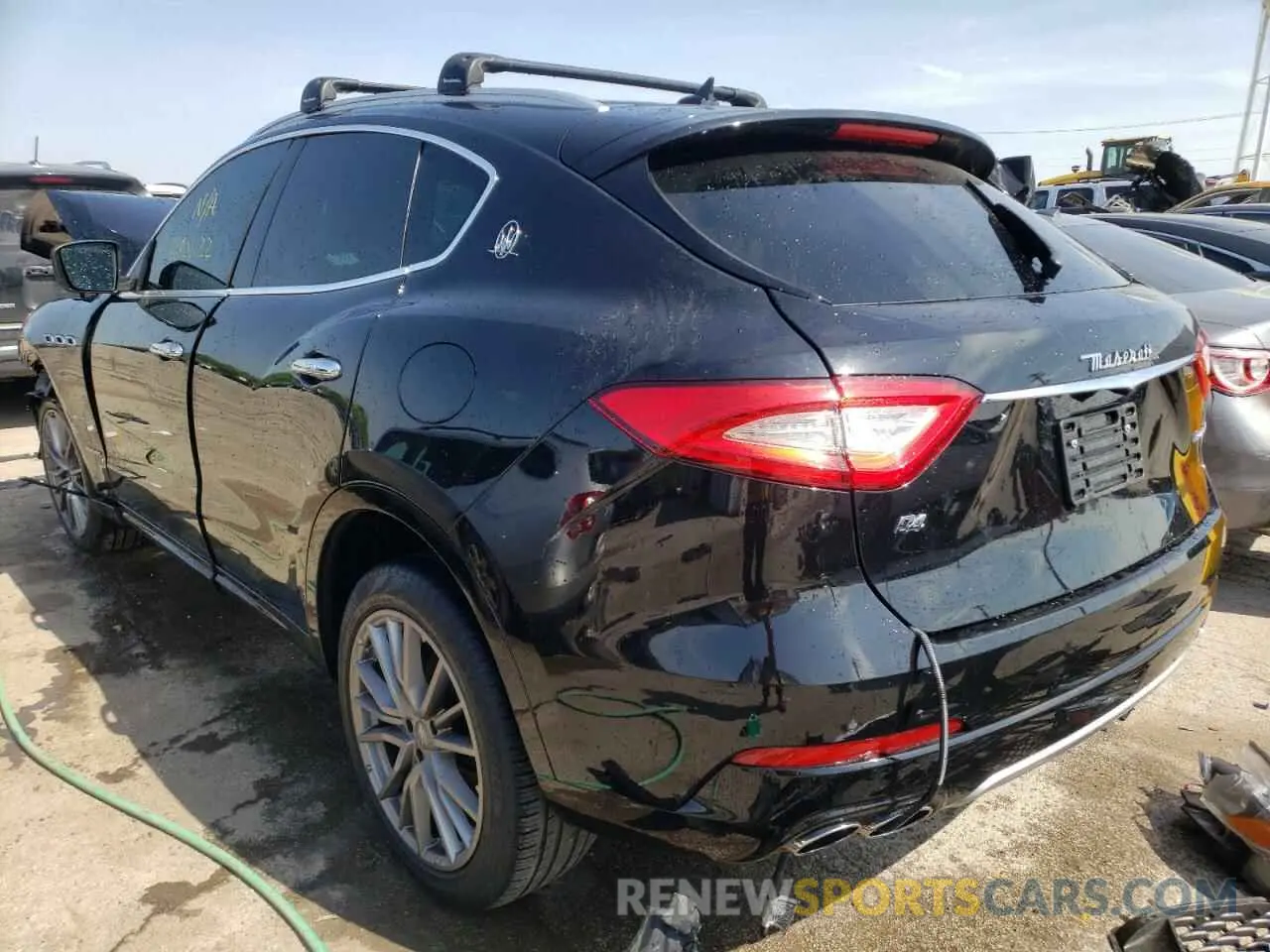 3 Photograph of a damaged car ZN661XUL0KX328189 MASERATI ALL MODELS 2019