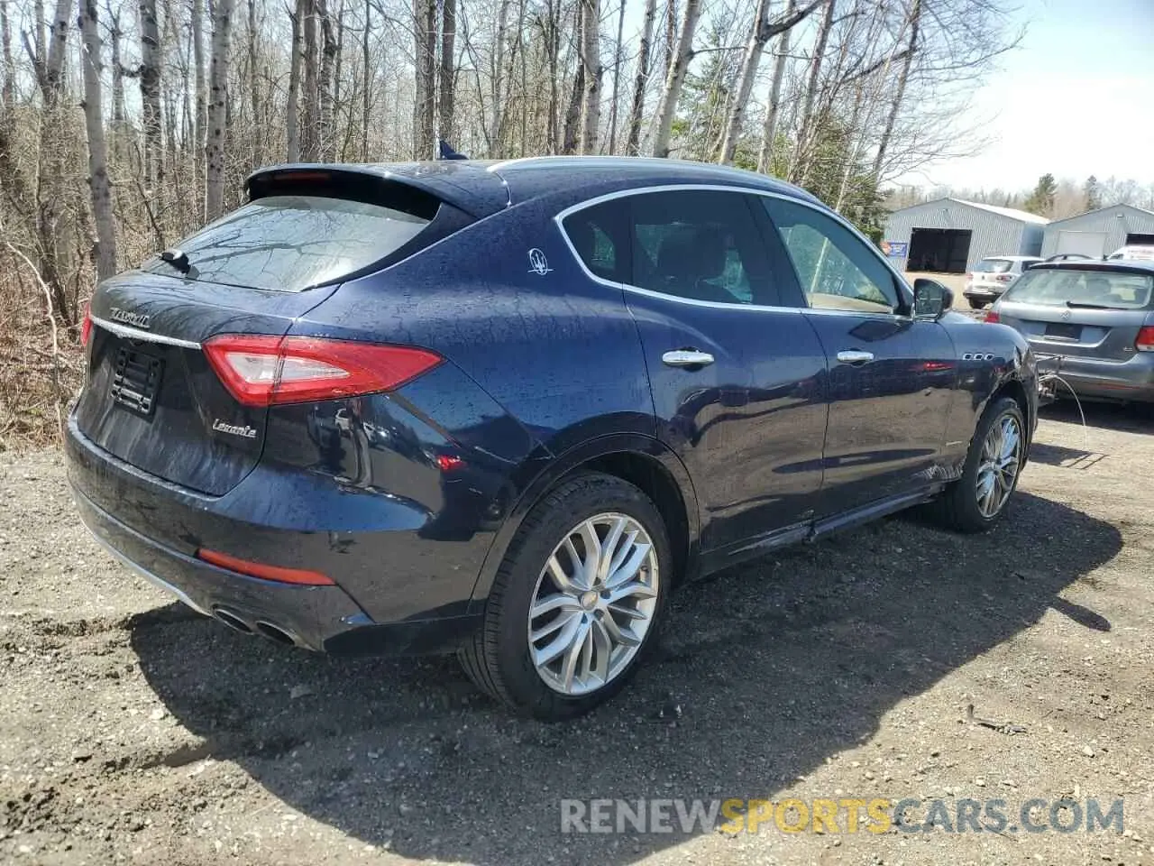 3 Фотография поврежденного автомобиля ZN661XUL3KX316909 MASERATI ALL MODELS 2019